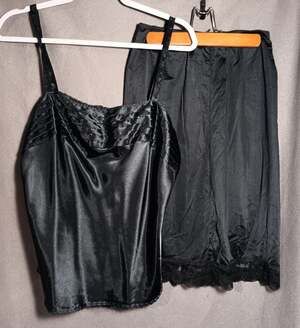 Escapades Black Silky Tank Skirt Slip Pajama Set Large Made USA Vintage 2 Piece